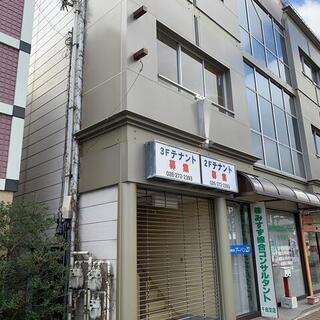 内装リフォーム中！　屋代駅前通りの好立地条件物件です！石川第2ビ...
