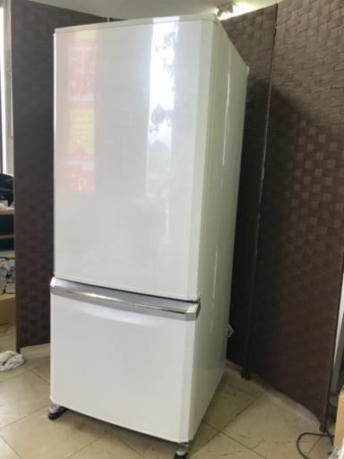 【中古品】MITSUBISHI　三菱電機　冷凍冷蔵庫  右開き　2ドア　298 L　2015年製　MR-D30X-W
