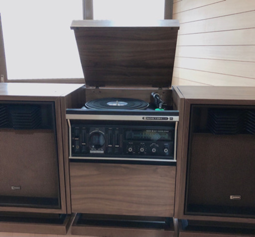 レコードプレイヤー　東芝ステレオ