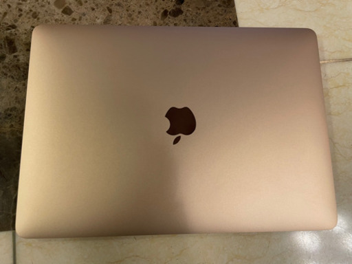 Macbook Air M1チップ 256GB【ゴールド】