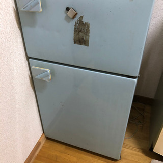 古い冷蔵庫