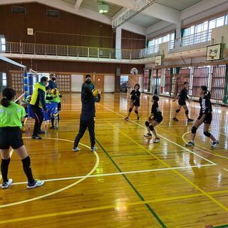若勝VB - 那覇市若狭で活動している小学生バレーボールチーム - 部員募集中！の画像