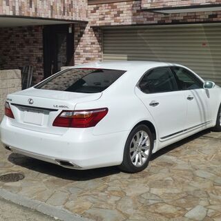 検査3年7月LS460L中期型 ロング/セミアニリンレザー/レーダークルーズ/HDDナビ/地デジ/BT音楽/バックカメラ/パーキングアシスト/記録簿/ETCの画像