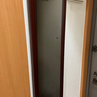 壁掛けミラーの画像