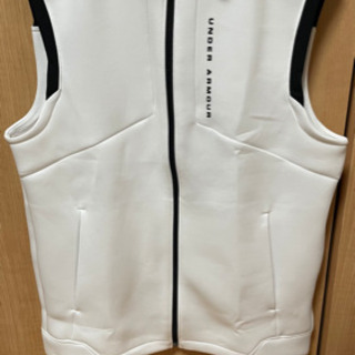 アンダーアーマー サイズMD 定価1万円