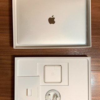 値下げ ほぼ新品　MacBook Pro シルバー 2019年 MUHR2J/A 256gb