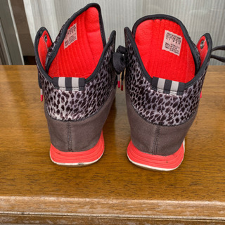 adidas23.5の画像
