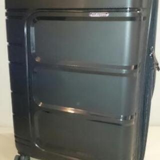 本日3月6日のみ掲載。aceスーツケースとトラベルグッズセット。の画像