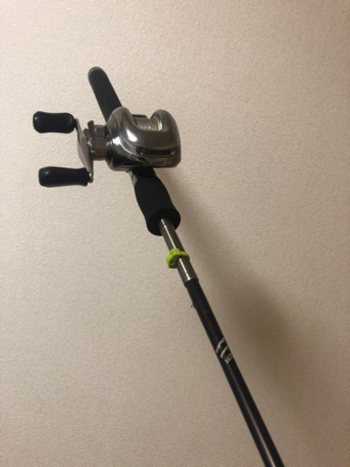 リール釣竿　バス釣り用