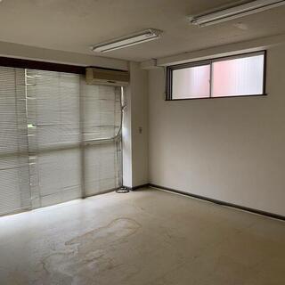 東通り沿いの好立地物件　蔦屋第一ビル２F南側テナント - レンタルオフィス