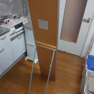 【お値引きしました】ローテーブル（キャスター付き）スタンドミラーの画像