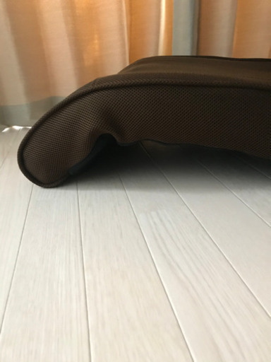腹筋マッサージチェア　座椅子　ブラウン