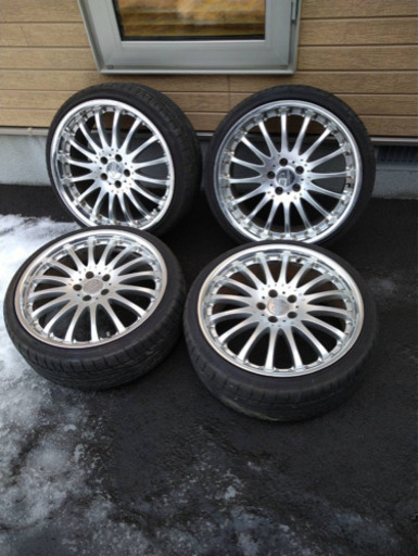 カールソン　アルミホイール　20インチ