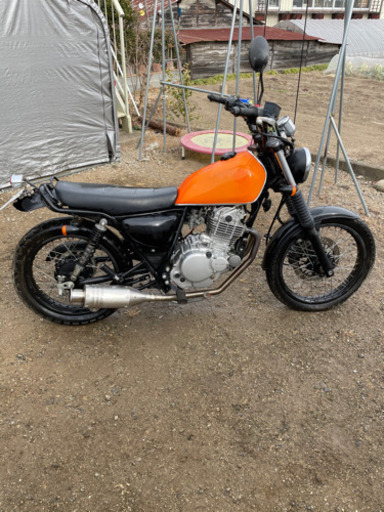 再投稿　スズキ　グラストラッカー　250