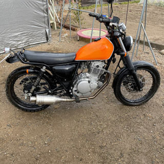 再投稿　スズキ　グラストラッカー　250