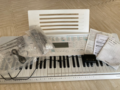 【値下げ】カシオ 電子キーボード61標準鍵 光ナビゲーションキーボード LK-223