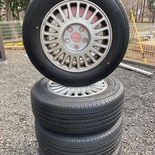 値下げました！タイヤ4本　VEURO 205/65R15 94H
