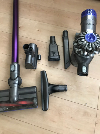 ダイソン　V6 掃除機　バッテリー新品です！