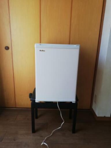 値下げします。三ツ星貿易、エクセレンス電気冷蔵庫MW-40