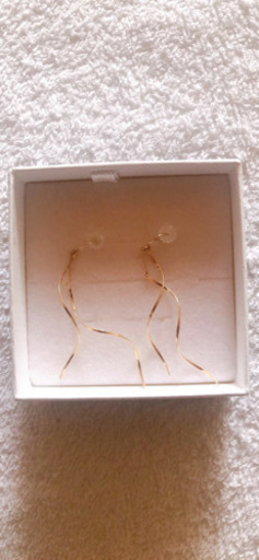 決まりました❣️未使用　美品　TSUTSUMI K18イエローゴールドピアス