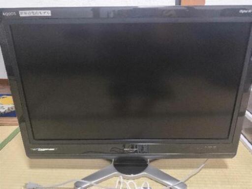 シャープ 32型液晶テレビ