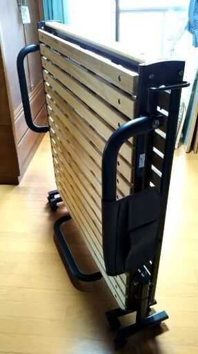 【交渉中】アテックス 折りたたみ すのこベッド
