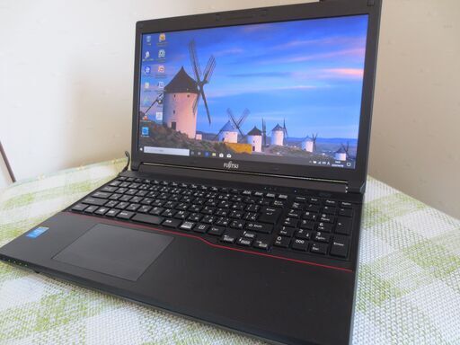 富士通FMV i3・4世代PC メモリ4GB Microsoft/Offce Wi-Fi HDMI