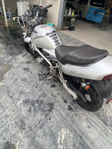 スズキ　バンディット 250V