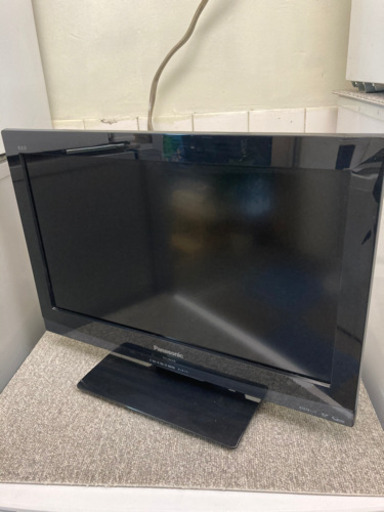 【都内限定送料無料】 Panasonic 液晶テレビ 19型