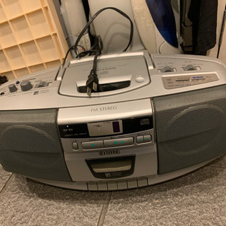【通電確認済】aiwa csd-es225 cdラジカセ