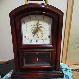 値下げしました　卓上置き時計　キーボックス付き