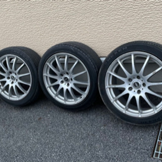 【最終値下げ】溝ありタイヤ225/45R18！軽量ホイール！クロ...