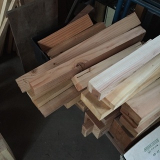 焚き木 廃材 キャンプ 薪ストーブの画像