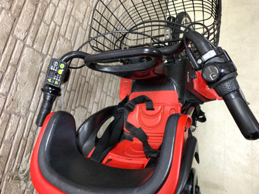 東京23区配達無料　新基準　ヤマハ　パスラフィーニ　8.7Ah リチウム 電動自転車 中古26インチ　子供乗せ