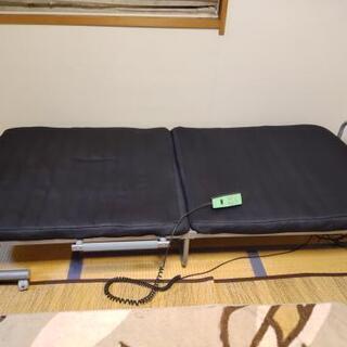 折りたたみ式リクライニングベッド　ニトリ　お受け渡し確定しました。