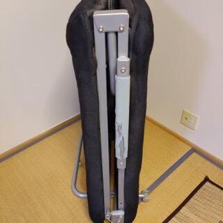 折りたたみ式リクライニングベッド　ニトリ　お受け渡し確定しました。の画像