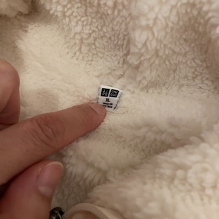 UNIQLO★ボアパーカー★白の画像
