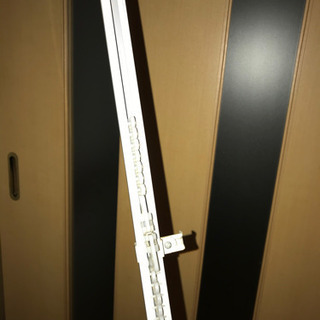 カーテン取り付ける棒の画像