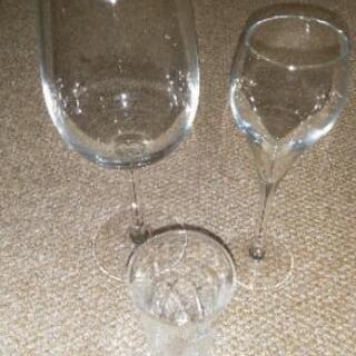 ワイングラス(大・小)　ビールグラスの画像