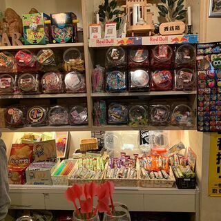 【barのウエイター・調理業務　時給1500円】◎学生・未経験者...