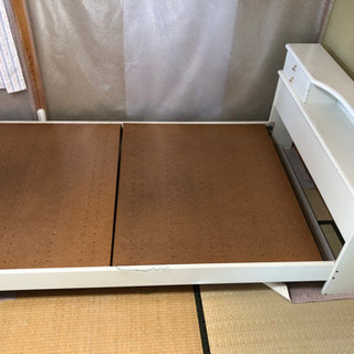 木製セミダブルベッド　枠