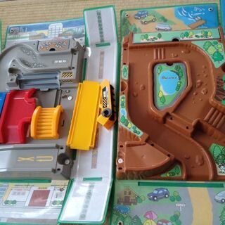 トミカつながる立体マップの画像