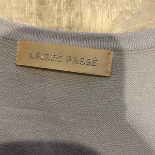 LAISSE PASSEカーディガンの画像