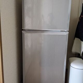 現在現役 Haier 冷蔵庫の画像