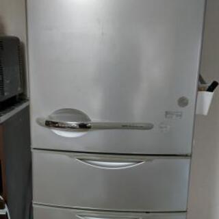 冷蔵庫　お譲りします（決まりました）