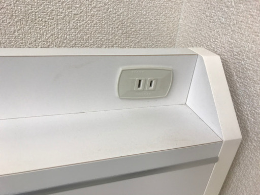 【リサイクルショップ八光　田上店　配達・設置OK】ホワイト　収納＆１口コンセント付きシングルベッド