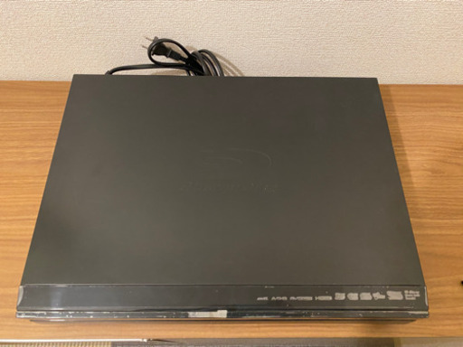 東芝　ブルーレイレコーダー(DBR-Z160)