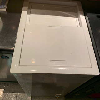 業務用冷凍庫