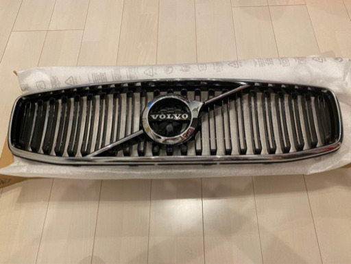 VOLVO v90 純正フロントグリル