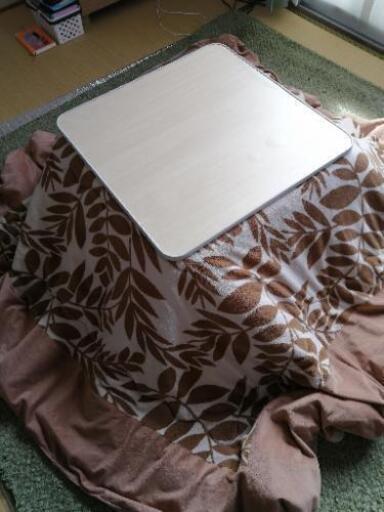 一人暮らしに!　こたつ60×60　布団付き